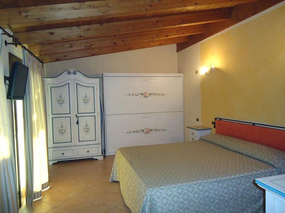 Luna Aparthotel