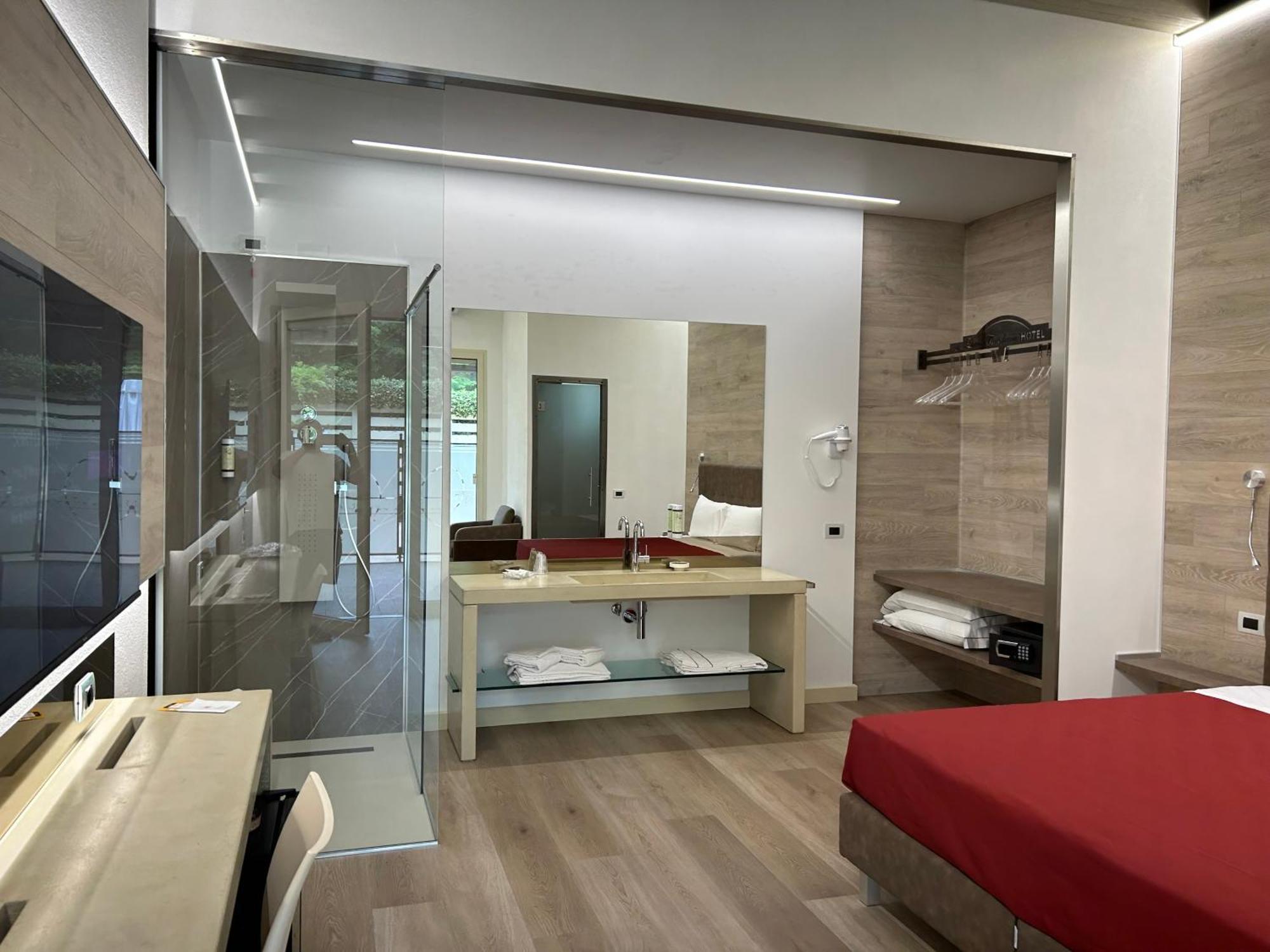 Aparthotel Luna 3*